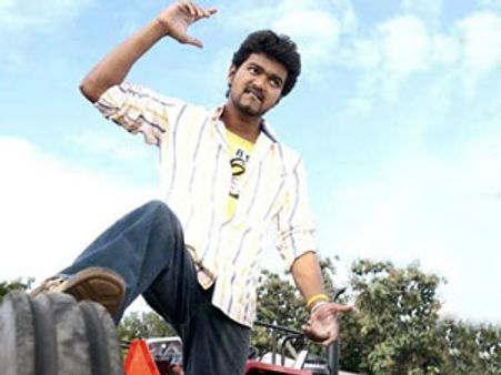 அதிமுக-விற்கு எதிராக செயல்படும் விஜய் மக்கள் இயக்கத்தினர் டிஸ்மிஸ் செய்யப்படுவர்-எஸ்.ஏ.சந்திரசேகர்