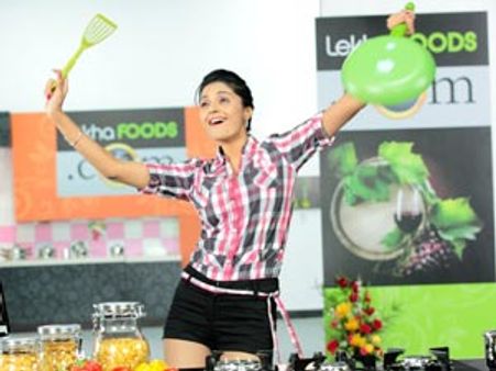 லேகா ரத்னகுமாரின் அடுத்த ரிலீஸ் 'லேகாஃபுட்ஸ்'!