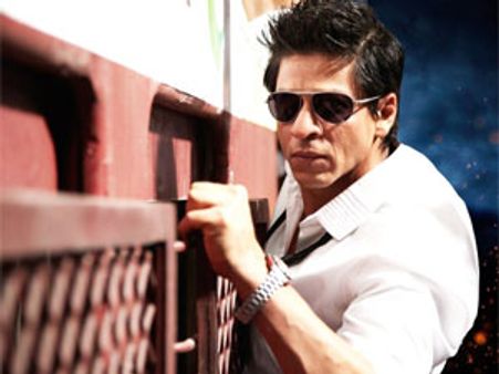 முதல் நாளில் மிஸ் ஆனாலும் 2ம் நாளில் ரூ.25 கோடியை அள்ளிய ரா ஒன்!