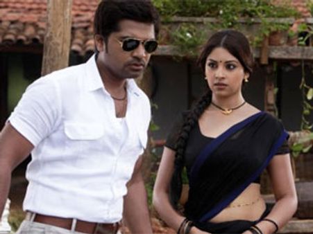 தொடரும் மோதல்.... ஜீவாவுடன் நடிக்க ரிச்சாவுக்கு சிம்பு தடை!