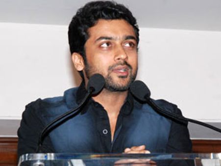 பென்டாஸ்டிக் என்றார் ரஜினி, பையன் ஃபுல் பார்ம்ல இருக்கான் என்றார் கமல்- சூர்யா பெருமிதம்