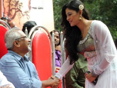 முத்திரையைத் தவிர்க்கத் துடிக்கும் 'மல்லாங்கிணறு மங்காத்தா'!