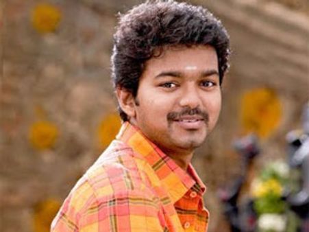 விஜய் படத்துக்கு தலைப்பு 'துப்பாக்கி'... ஏ ஆர் முருகதாஸ் சம்பளம் ரூ12 கோடி!