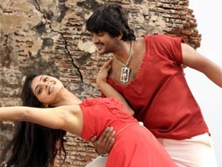 தருண் சத்ரியாவின் தயக்கமும் ஷிகா தந்த தைரியமும்!