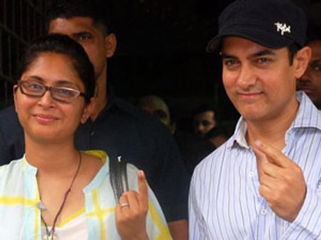 வாடகைத்தாய் மூலம் ஆமிர்கானுக்கு ஆண் குழந்தை பிறந்தது