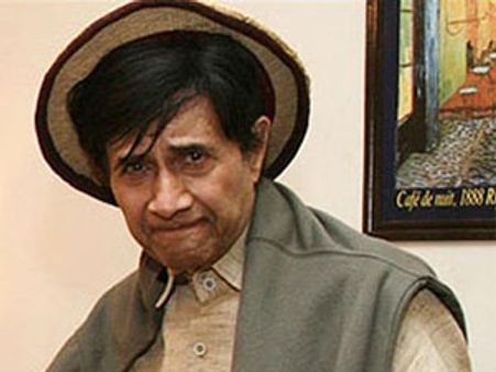 தேவ் ஆனந்த் உடல் லண்டனில் தகனம் - அஸ்தி மும்பை வருகிறது!