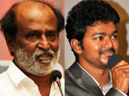 'முல்லைப் பெரியாறு பிரச்சனையில் மெளனம்... ஹஸாரே போராட்டத்துக்கு மட்டும் ரஜினி ஆதரவா?'