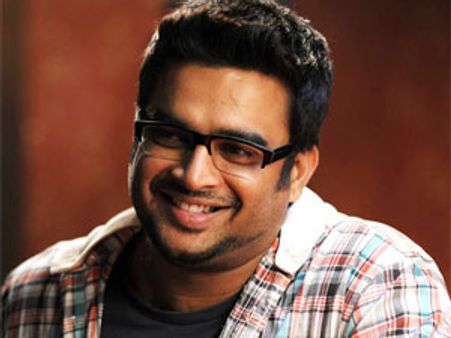 நண்பனில் நடிக்காததில் வருத்தமில்லை, மகிழ்ச்சிதான்! - மாதவன்