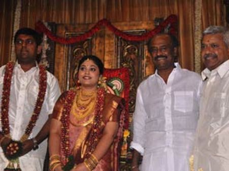 ஃபோர்பிரேம்ஸ் கல்யாணம் மகன் திருமணம் - ரஜினி வாழ்த்து!