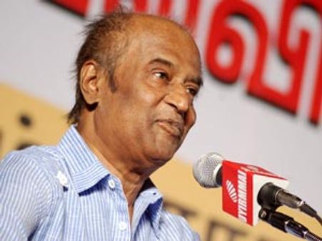 கடவுள் இருக்கிறாரா...? - சூப்பர் ஸ்டார் சொன்ன சூப்பர் கதை!