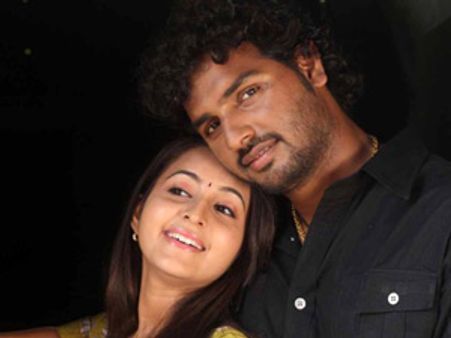 பிரபல நீச்சல் வீரர் ஹீரோவாக நடிக்கும் 'சேவற்கொடி'!