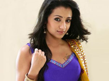 வயசான ஹீரோன்னாலும் ஓகேதான்! - த்ரிஷா