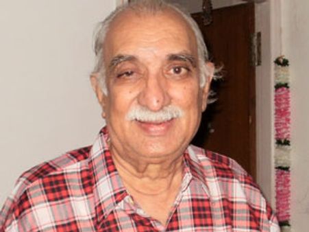 பிரபல ஒளிப்பதிவாளர் - நடிகர் ஆர்என்கே பிரசாத் மரணம்!