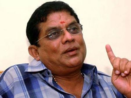 சாலை விபத்தில் பிரபல மலையாள நடிகர் ஜெகதி ஸ்ரீகுமார் படுகாயம்!