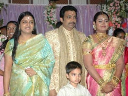 விவாகரத்து கோரும் நடிகை விந்தியா