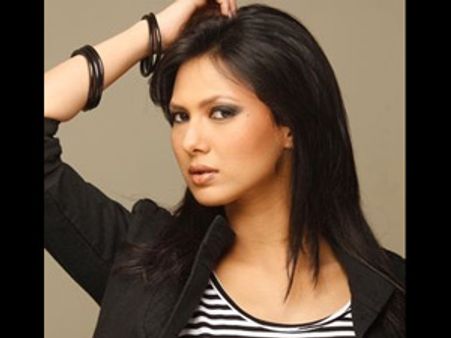 மிஸ் இந்தியா இன்டர்நேஷனல் அழகியாக சென்னை பெண் தேர்வு!