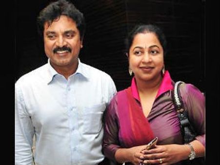 தயாரிப்பாளர் சங்கம் Vs பெப்சி: சரத்குமார் சமரச முயற்சி!