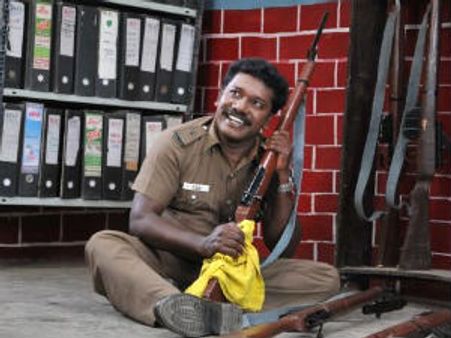 பெப்சி Vs தயாரிப்பாளர்கள்: 'ரகளைபுரமாக' மாறிய கோடம்பாக்கம்!