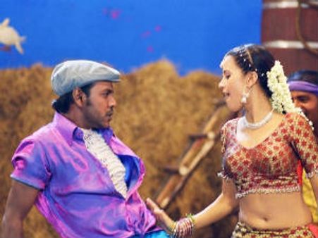 உயிர் எழுத்து மூலம் மீண்டும் வருகிறார் ஆர் சுந்தரராஜன்!