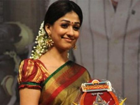 நயன்தாரா அளித்த ஈஸ்டர் விருந்து!