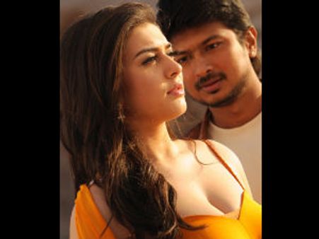 ஸ்டாலின் மகன் படத்துக்கு தடையா?-தீர்ப்பு தள்ளிவைப்பு!