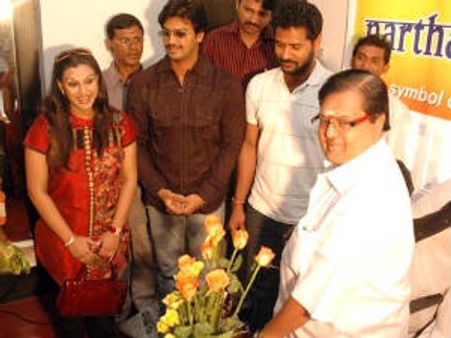 சினிமா நடனக் கலைஞர்கள் சங்கத்தை உடைத்த ரகுராம்: புதிய சங்கத்தை அறிவித்தார்!