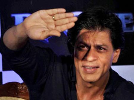 ஷாரூக்கானுக்கு அவமரியாதை - மன்னிப்பு கோரியது அமெரிக்க தூதரகம்!