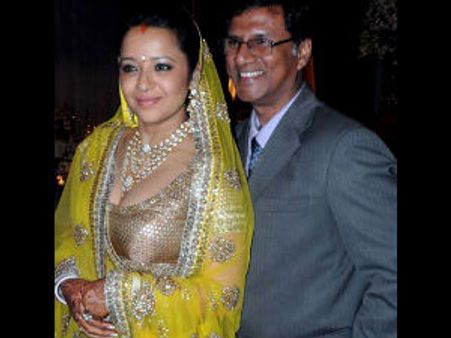 திருமணம் முடிந்த கையோடு கோலிவுட் திரும்பும் ரீமா சென் - விஜய் படத்தில் நடிக்கிறார்!