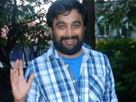 சசிகுமார் நடிக்கும் அதிரடி ஆக்ஷன் படம் 'சுந்தரபாண்டியன்'!