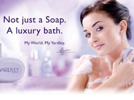 யார்ட்லி விளம்பரத்தில் எமி ஜாக்ஸன்!