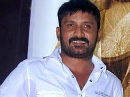 ரூ 20 கோடி நில மோசடி: உயிரோடு இருக்கும் மூதாட்டி இறந்ததாக சான்றிதழ் வாங்கிய பிரபல நடிகர்!