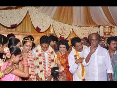 கே எஸ் ரவிக்குமார் மகள் திருமணம் - ரஜினி நேரில் வாழ்த்து!