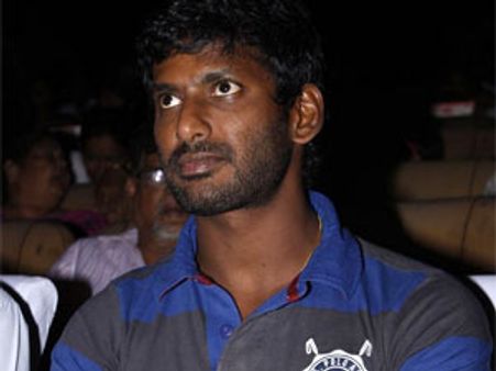 'எங்கேயும் எப்போதும்' சரவணன் இயக்கத்தில் விஷால்!