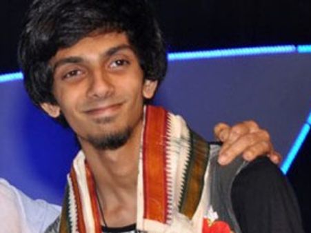 கொலவெறியால் உச்சத்திற்கு சென்ற அனிருத்!