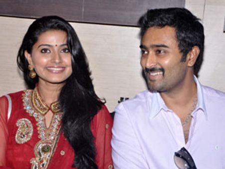 தி.நகர் வீட்டில் சினேகா- பிரசன்னா தனிக்குடித்தனம்!