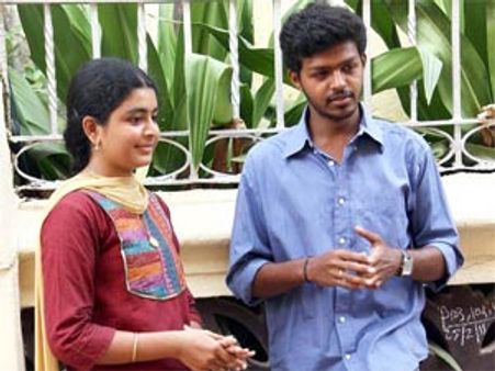 ராட்டினம் - திரைப்பட விமர்சனம்