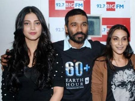 'தனுஷ் - ஸ்ருதி நெருக்கத்தைப் பார்த்து ஐஸ்வர்யா டென்ஷனானது உண்மைதான்!'