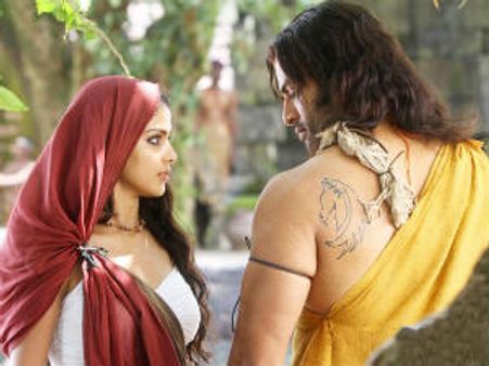 250 அரங்குகளில் உருமி!