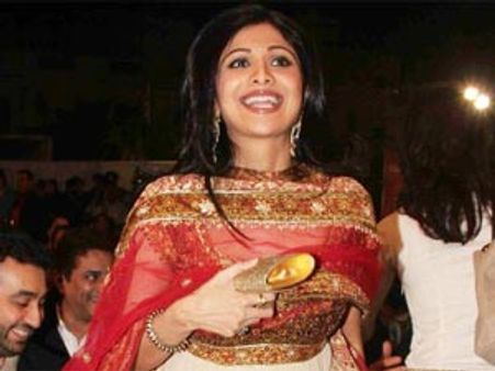 ஷில்பா மகனோட பெயர் 'பேபி கே'...!