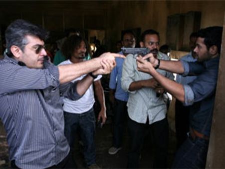 மங்காத்தா பட வில்லன் ரவிக்குமார் சென்னையில் படுகொலை!