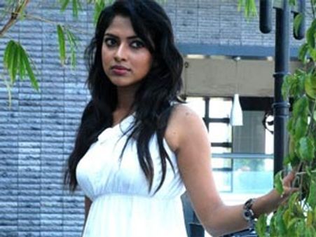 என் ஸ்டைல் தனி ஸ்டைல்: அமலா பால்