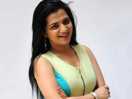 எப்பவும் சிரிச்சுக்கிட்டே இருக்கணும்.. 'டிடி' யின் அழகு ரகசியம்!