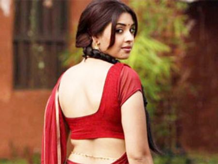 கெளதம் மேனன் படத்தி்ல 'புக்' ஆனார் ரிச்சா!