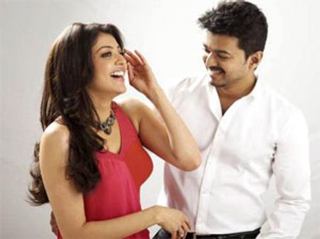 துப்பாக்கியை இந்தியிலும் ரிலீஸ் செய்யும் ஏ ஆர் முருகதாஸ்!