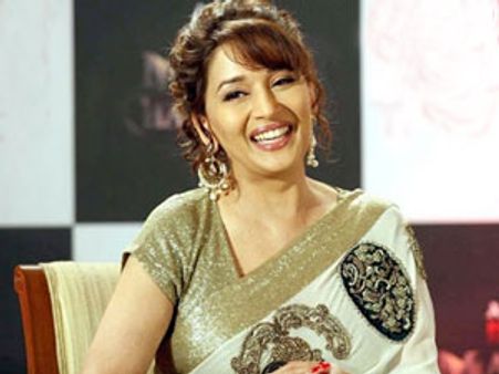 வானத்தில் உள்ள நட்சத்திரத்துக்கு நடிகை மாதுரி தீட்சித் பெயர்!