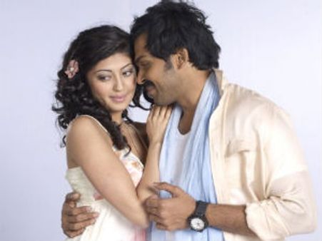 பில்லா இல்லாத சந்தோஷத்தில் 450 அரங்குகளில் களமிறங்கும் சகுனி!!