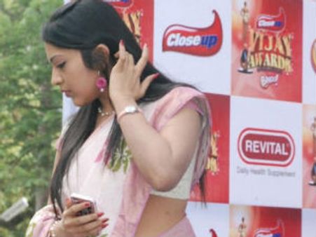 அழகு தொகுப்பாளினி ரம்யாவுக்கு வந்த காதல் கடிதங்கள்!