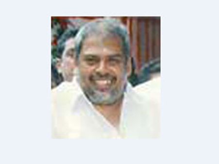 இப்ராகிம் ராவுத்தர் தலைமையிலான 'அட்ஹாக் கமிட்டி'க்கு தடை - உயர்நீதிமன்றம் உத்தரவு