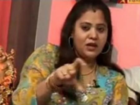 பெண்களின் வயிற்றில் புளியைக் கரைக்கும் ராகவி!