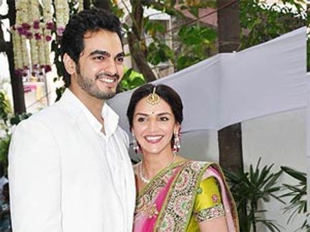 நடிகை ஈஷா தியோல் திருமணம் - தமிழக வழக்கப்படி மும்பையில் நடக்கிறது!